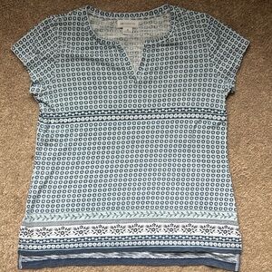 Woman’s size medium Liz Claiborne shirt